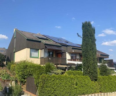 Schönes Reiheneckhaus mit Garten, TG und Stellplatz in Ehningen