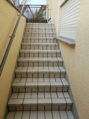 Gepflegte 2,5-Zimmer Wohnung mit Stellplatz in Stadecken-Elsheim