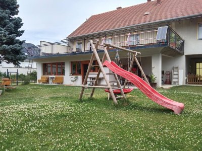 Vollmöblierte 2-Zimmer Wohnung mit Badewanne