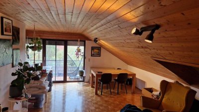 Charmante Dachgeschosswohnung mit Balkon in Gau-Algesheim