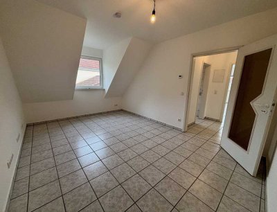 Eine 3-Zimmer Dachgeschosswohnung in Wiesbaden-Naurod sucht neue Bewohner!