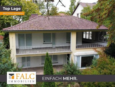 ***Ehemaliges Arzthaus in Bestlage - Vielfältig nutzbares Anwesen mit großzügigem Grundstück***