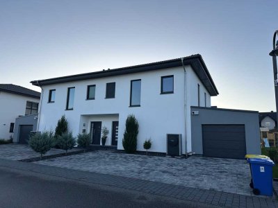 Neue Doppelhaushälfte in Wüschheim mit 4 Zimmern und 140 m² Wohnfläche