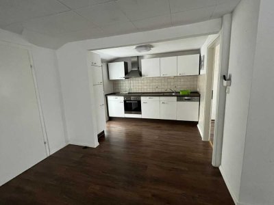 3. Zi. Wohnung 75Qm 880€