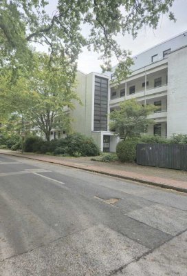 Geschmackvolle 2-Zimmer-Wohnung mit Balkon in Hamburg, Groß Borstel