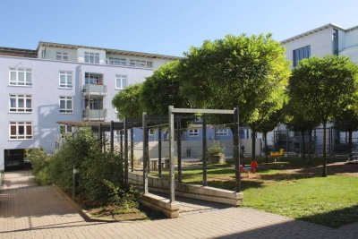 Schöne Dreizimmerwohnung im II. Obergeschoß mit Balkon