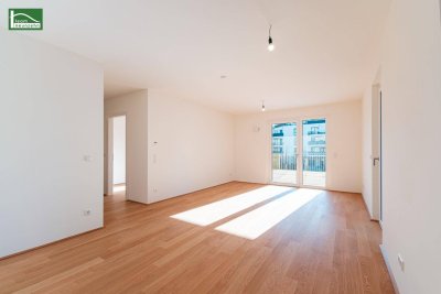 Alles was man sich wünscht – kostengünstige Heizung/“Kühlung“ über Erdwärme, PV-Anlage, weitläufige Grünflächen