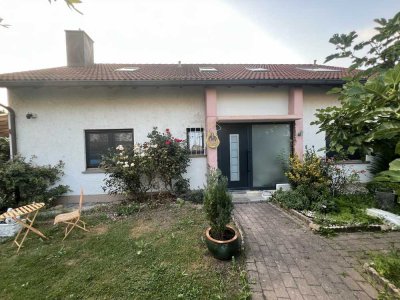 Erstbezug nach Kernsanierung – Moderne 3-Zimmer-DG-Wohnung mit Balkon in ruhiger Lage