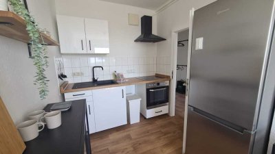 Erstbezug nach Renovierung mit EBK und Balkon: attraktive 4-Zimmer-DG-Wohnung in Magdeburg