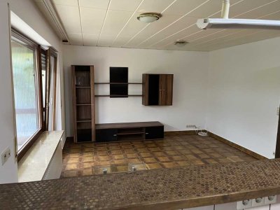 Obersulm - Terrassenwohnung sehr ruhig, Blick ins Grüne, teilmöbl. geringe NK - Solarheizung!