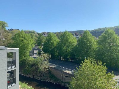 Exklusive 3-Zimmer-Wohnung mit gehobener Innenausstattung mit Balkon und EBK in Engelskirchen