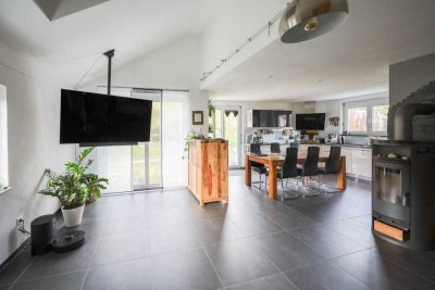 Exklusive 4-5 Zimmer Maisonette-Wohnung mit Stellplatz in Hausen im Wiesental