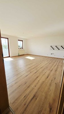 Helle 2-Zimmer-Wohnung in ruhiger Lage mit guter Anbindung – ab sofort bezugsfrei