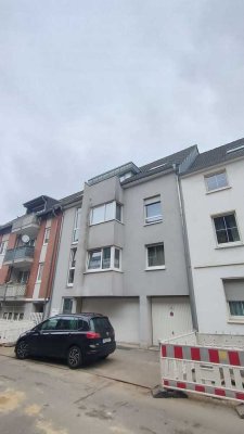 3,5 Zimmer DG-Maisonette Wohnung in Krefeld zu verkaufen!