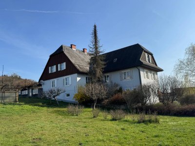 Ein- Mehrfamilienhaus (ca. 270 m²) mit idyllischen Garten in Paldau