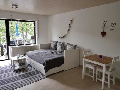 Elkeringhausen: Ferienwohnung mit Balkon, Stellplatz und Nähe zum Skigebiet Winterberg