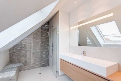 Neu ausgebautes Dachgeschoss mit bis zu 4,5 m Raumhöhe