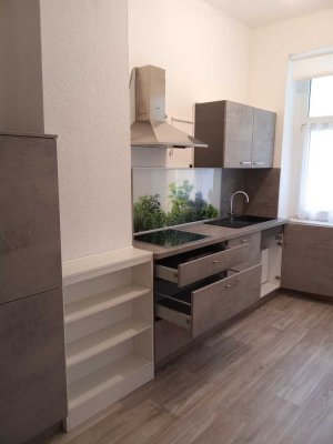 Schöne  2-Zi.-Wohnung mit Einbauküche