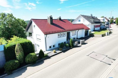 Ein- bis Zweifamilienhaus mit Einliegerwohnung im Heckental