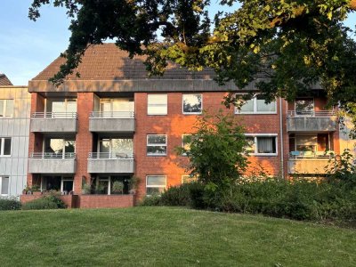 Großzügiges Wohnen mit offener Wohnküche sowie Balkon und Stellplatz (RÖMBKE IMMOBILIEN KG)