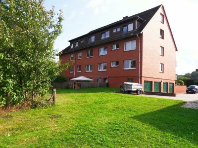 2-Zimmer- Wohnung mit einem zusätzlich ausgebauten Dachraum und Mietergarten