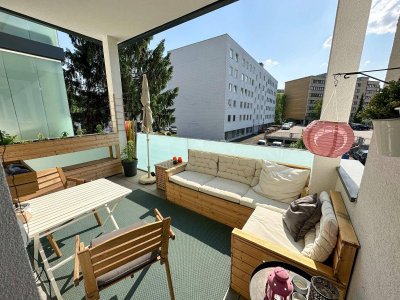 Moderne, generalsanierte Altbauwohnung mit südwestseitigem Balkon in Linz!