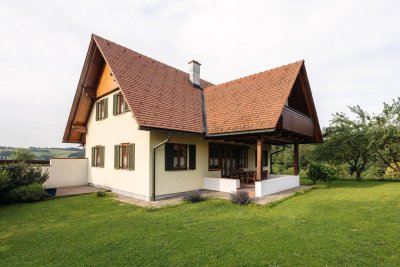 8552 Eibiswald - Miete - Leicht erhöhtes Einfamilienhaus mit schönem Grund und toller Aussicht - Carport - Garage - Gartenhütte