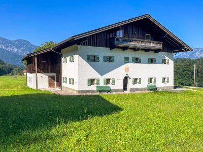 Land &amp; Gut: Historischer &amp; renovierter Erbhof in Alleinlage