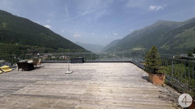 Dem Himmel so nah ... Luxuriöse 4-Zimmerwohnung mit Traumterrasse und Blick über das Gasteinertal! Pool!