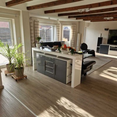 Großzügige, moderne 3-Zimmer-Wohnung mit kleinem Garten und EBK in Dungelbeck – ab dem 01.08.2025
