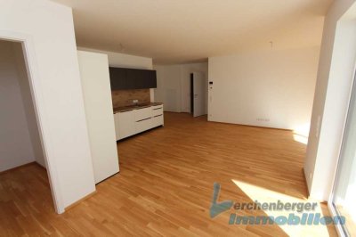 *** Helle 2-Zimmer Erdgeschoss-Wohnung mit Gartenanteil zum Erstbezug in Plattling ***