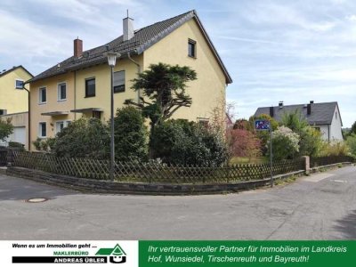 Doppelhaushälfte in ruhiger Seitenstraße
