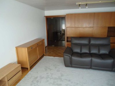 4,5 Zimmer Wohnung möbliert auf Zeitmietvertragsbasis  (3 Jahre)