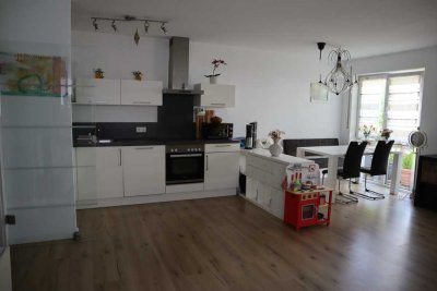 Zukunftssichere Investition in Top-Lage: 3,5-Zimmer-Wohnung mit Garten, langfristig vermietet