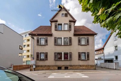 Mehrfamilienhaus mit Flair, Dachterrasse und Sanierungsförderung in zentraler Lage