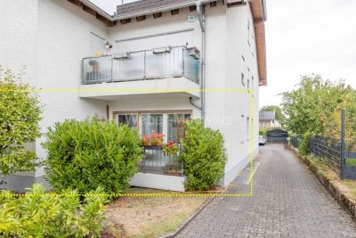 Gepflegte 2-Zimmer-Wohnung (Hochparterre) mit überdachtem Balkon / plus Stellplatz