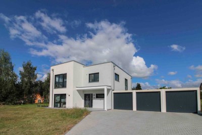 *Neubau im Bauhausstil* Gehobenes Ambiente und perfekte Energieeffizienz!