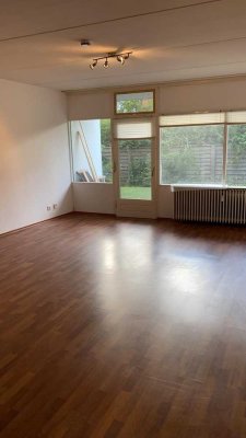 Terrassenwohnung mit Küche sucht neuen Mieter