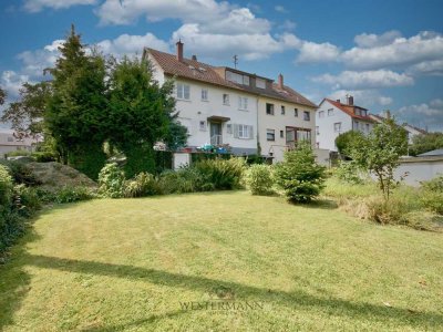 OF-Ruit: 1–3 Familien Doppelhaushälfte mit großem Garten !