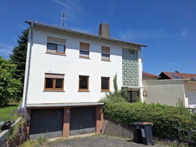 Attraktive 3-Raum-Wohnung mit Balkon und Einbauküche in Neu-Anspach