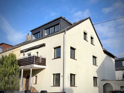 Zweitbezug nach Kernsanierung: Helle 3,5 Zi-Whg mit gehobener Ausstattung in Frankfurt