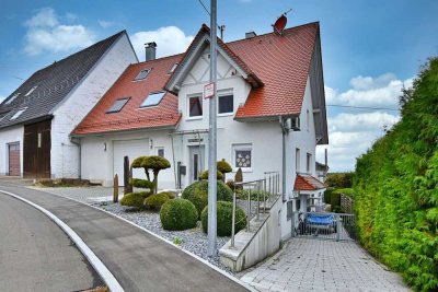 Charmantes Einfamilienhaus top ausgestattet