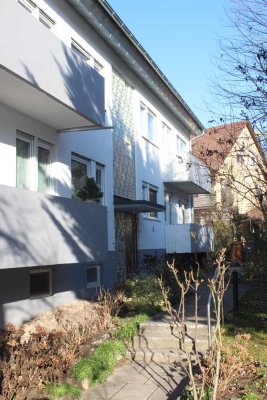 Perfektes Heim in sehr ruhiger Lage da zweiter Reihe mit kleinem Ost- und großen Westbalkon
