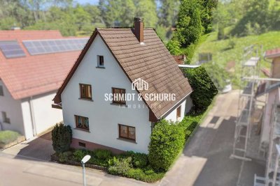 Einfamilienhaus mit großem Grundstück zur individuellen Gestaltung