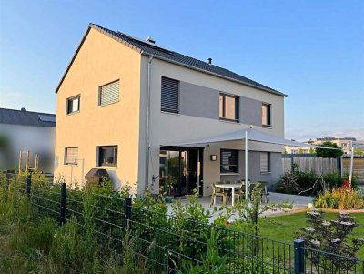 Ein Traum für Familien! Freistehendes Einfamilienhaus mit großem Garten in Hilpoltstein!