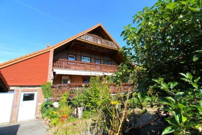 Frei stehendes und großzügiges Einfamilienhaus mit Einliegerwohnung in Hückelhoven-Millich