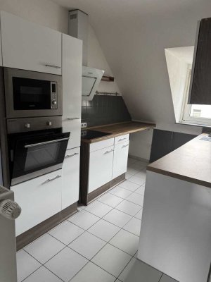 Teilmöblierte 3,5-Raum-Wohnung mit Einbauküche in Essen