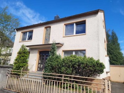 3-Zimmer-Mietwohnung mit 2 Balkonen und Zubehörräumen In Köln - Dellbrück