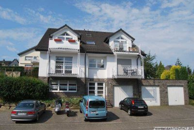 Top 3-Zimmerwohnung mit Balkon und Sonnenterrasse!