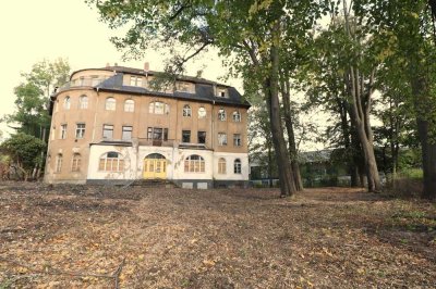 Außergewöhnliches Mehrfamilienhaus/Kultur denkmal in ausgezeichneter Lage